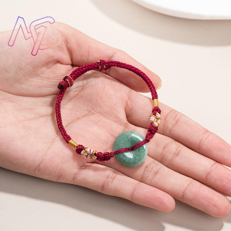 Grünes Myanmar Jadeit Donut Ar – Vintage Jewelry Collection Bewertung und Preis
