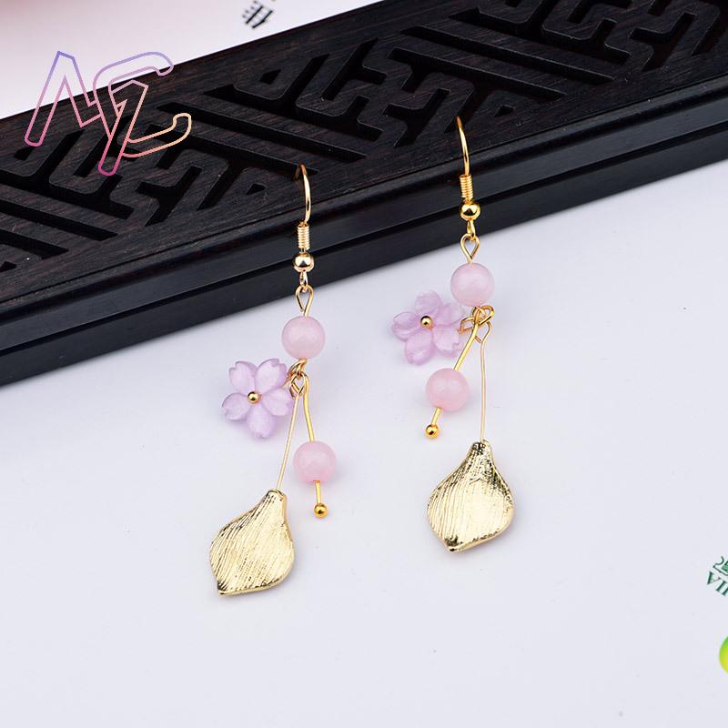 Rosa natürliche Jade-Blumen-Oh – Vintage Jewelry Collection Bewertung und Preis
